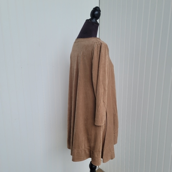 Boho Chik Women Faux Suede Stretch Slimming Tan Beige 3/4 Sleeve Top Sz L - Picture 5 of 9